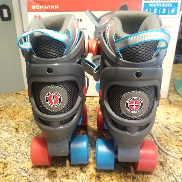 Roller Skates Schwinn Adjustable Fits Sizes 1-2-3-4Challenge Series Flash 2 Grey - Picture 9 of 12